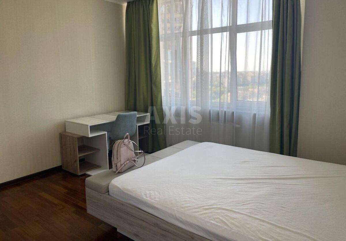 3k apartment vul. Glybochyc'ka 32В615898