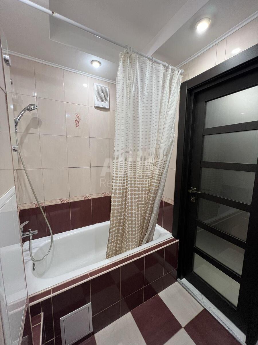 2к квартира бул. Роллана Ромена 13В570057