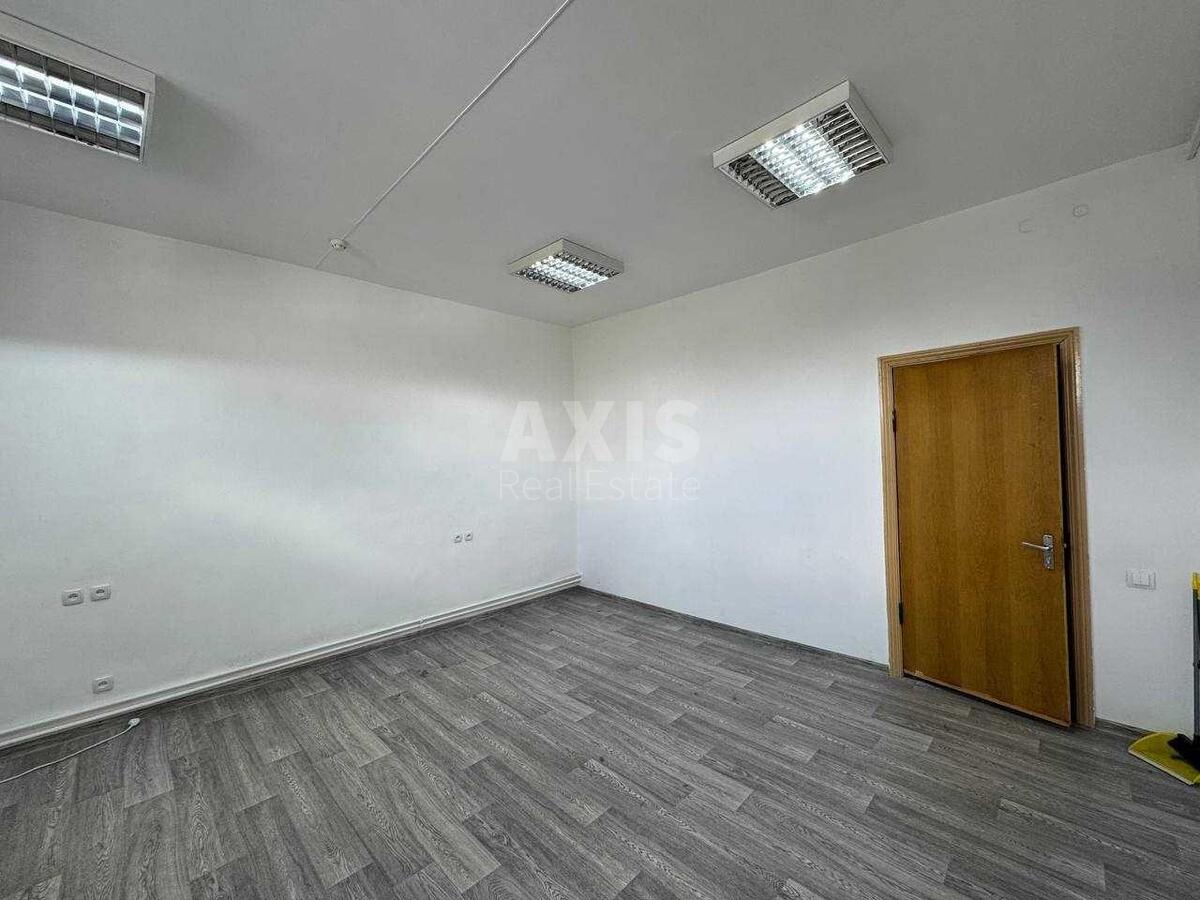 Office vul. Shevcova Ivana 5, 134m27