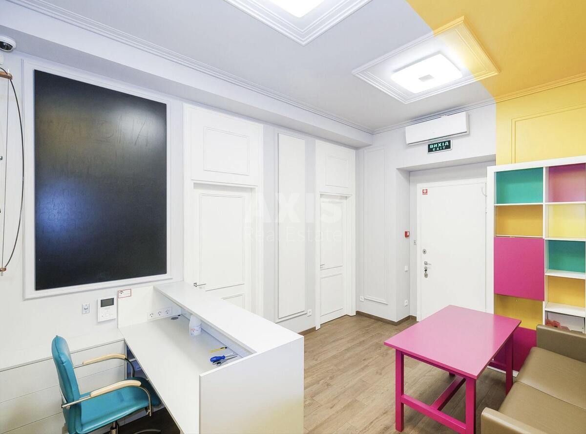Офис ул. Евгения Чикаленко 33, 110м2609520