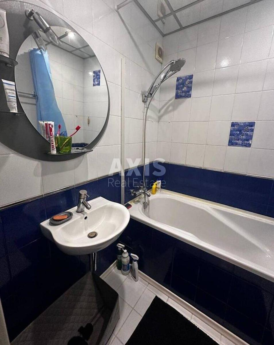 2k apartment vul. Urlivs'ka 92