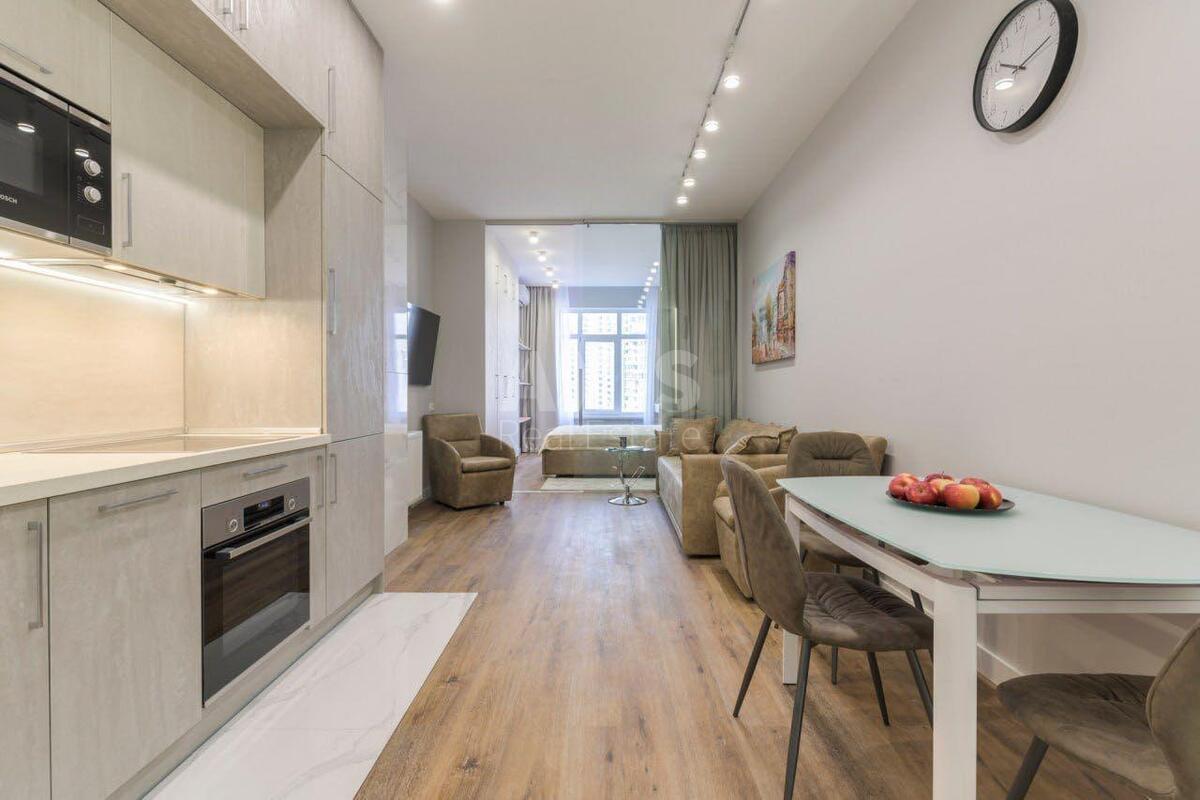 2k apartment vul. Jevgena Konoval'cja 36Є581420