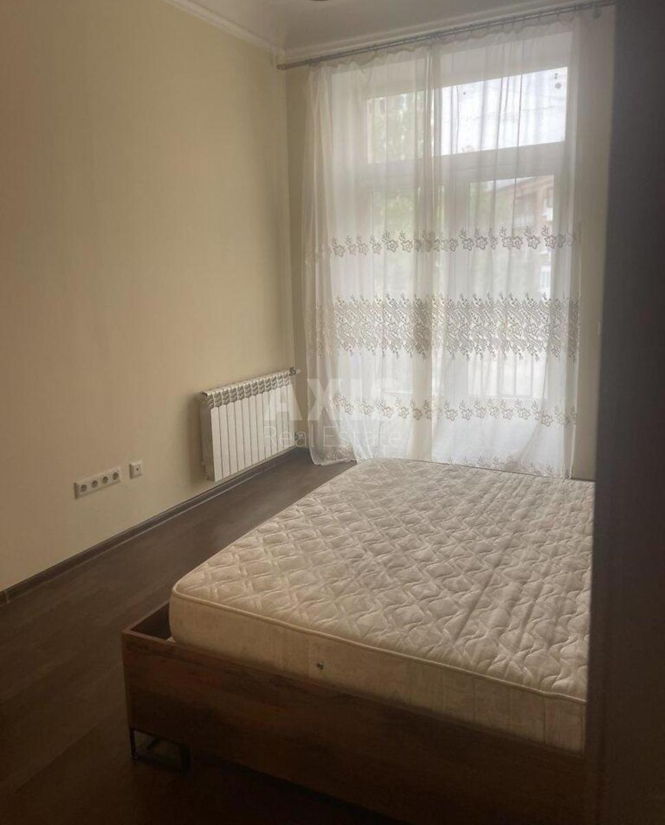 2k apartment vul. Baggovutivs'ka 362