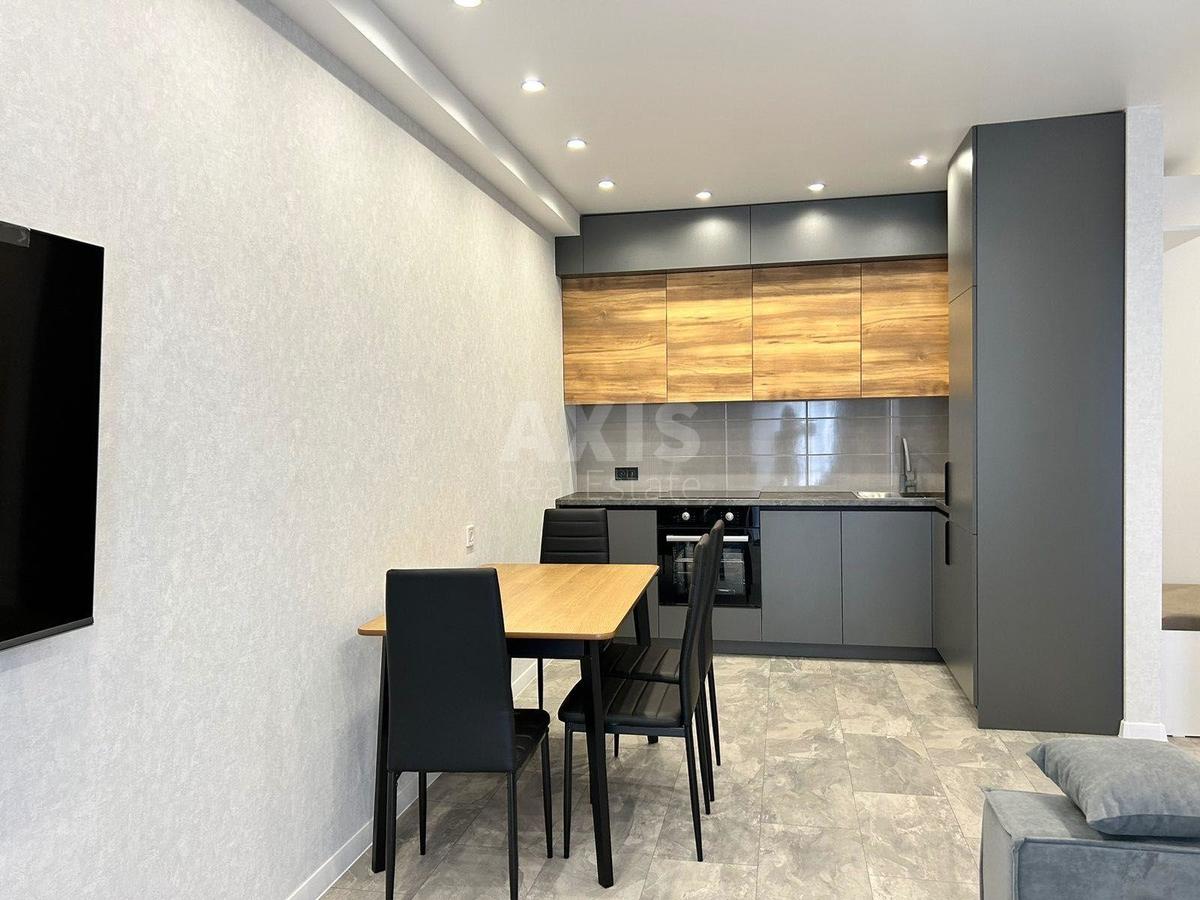 1k apartment vul. Myhajla Maksymovycha 241