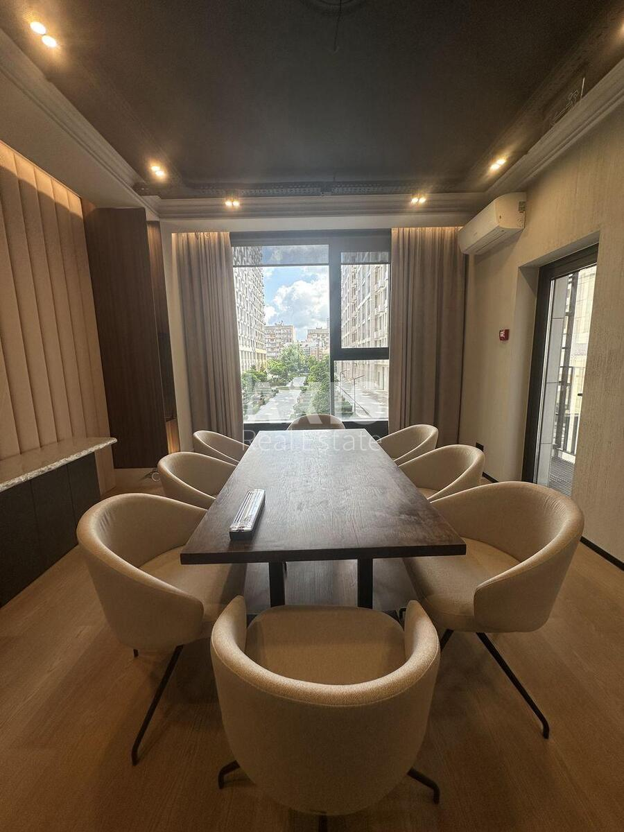 Office vul. Bul'varno-Kudrjavs'ka 15, 170m2582050