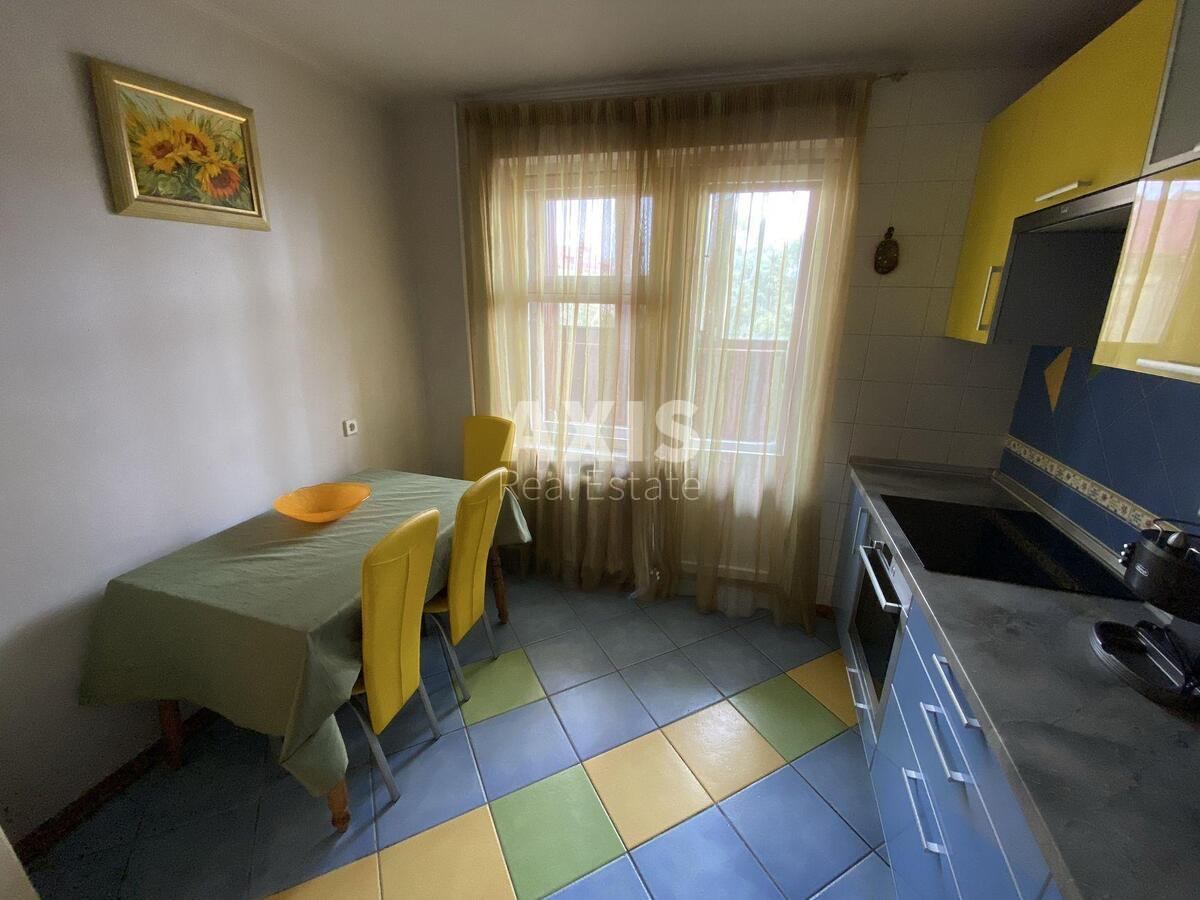 3k apartment vul. Tarasivs'ka 30596271