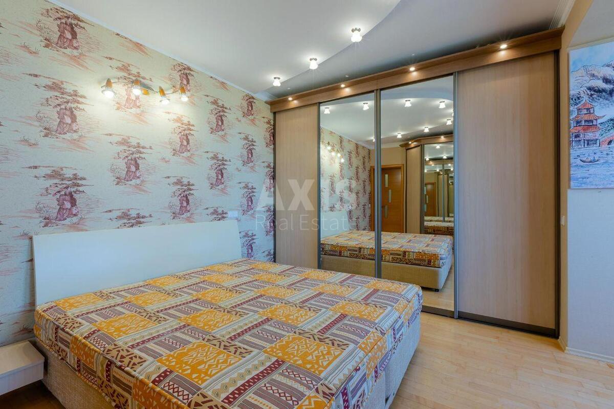 3k apartment prov. Gordienka Kostjantyna 2А579077