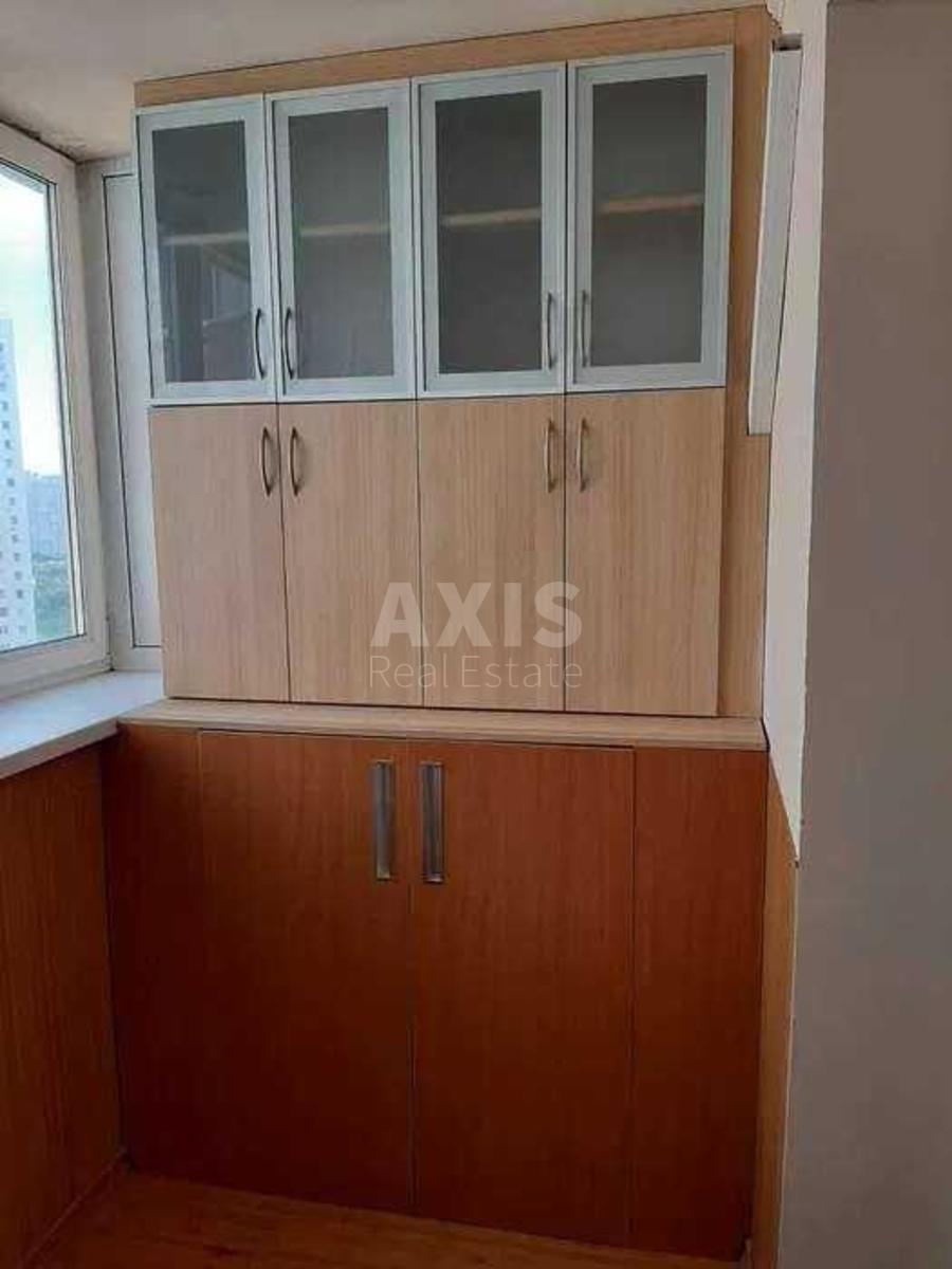 3k apartment vul. Urlivs'ka 369