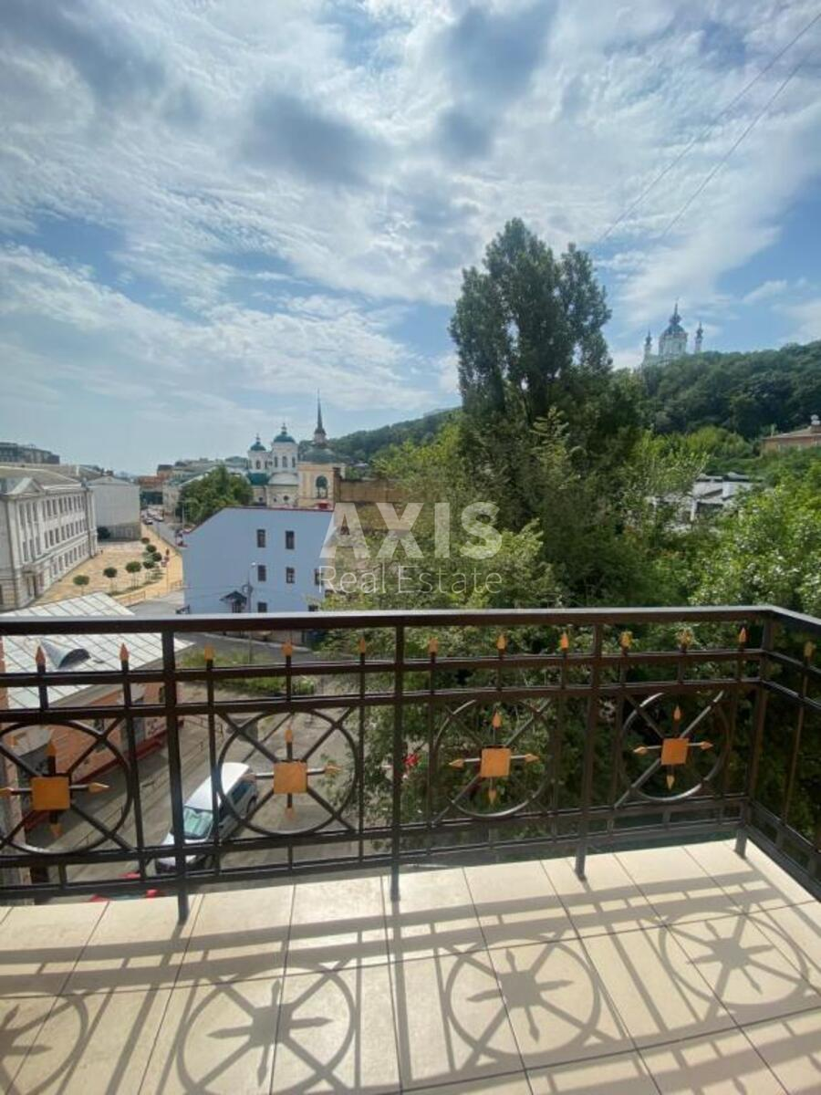 3k apartment uzviz Andrii'vs'kyj 1б4