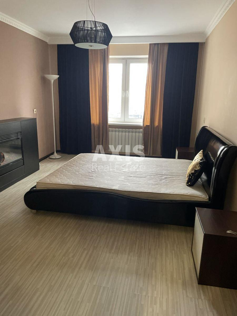 3k apartment vul. Zakrevs'kogo Mykoly 992