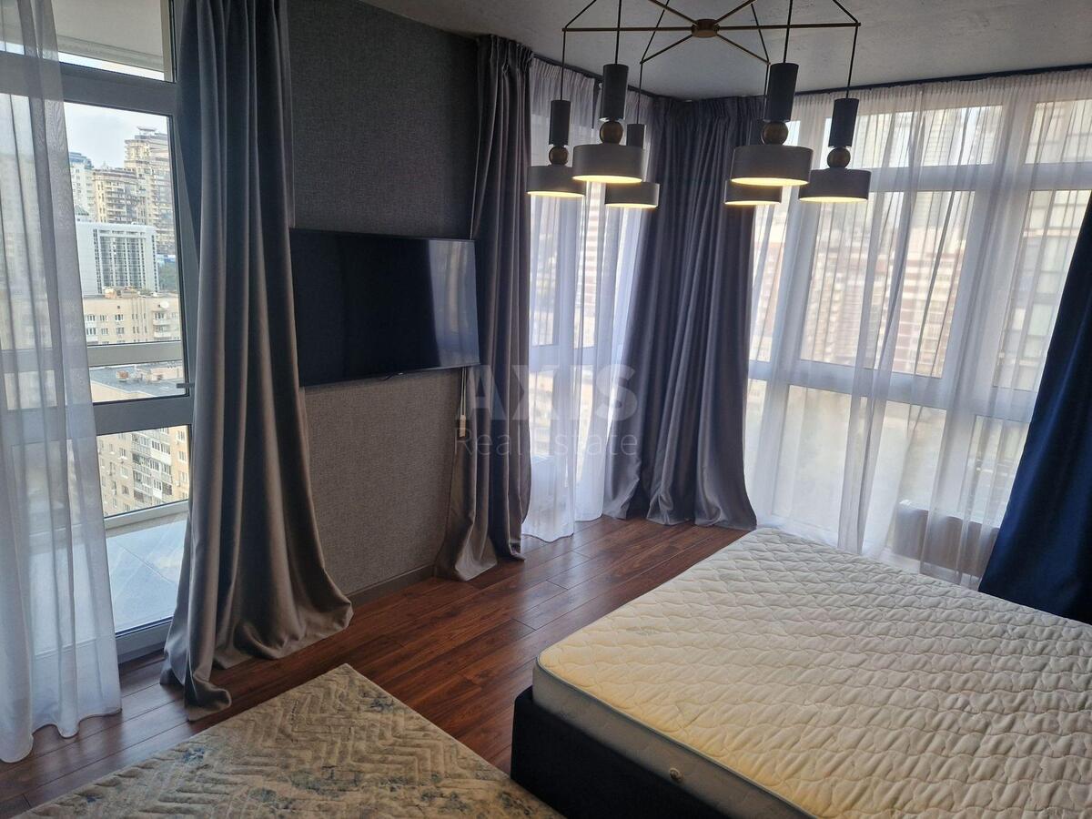 4к квартира ул. Предславинская 40589634