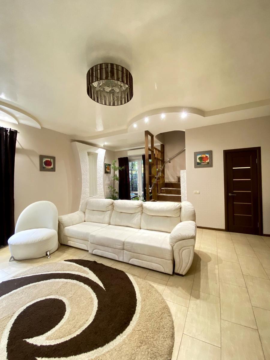 House vul. Patriotiv, 164m2, Kyiv city6331713