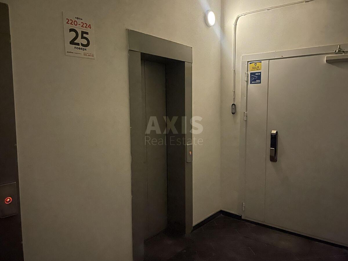 4k apartment shose Harkivs'ke 1820