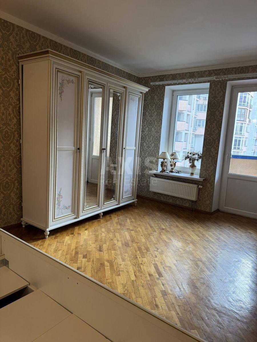 2k apartment vul. Yulia Zdanovska 46/14