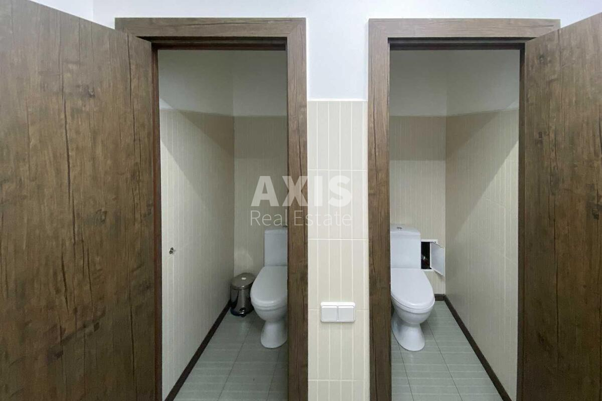 Office prov. Ohtyrs'kyj 7, 610m2555558
