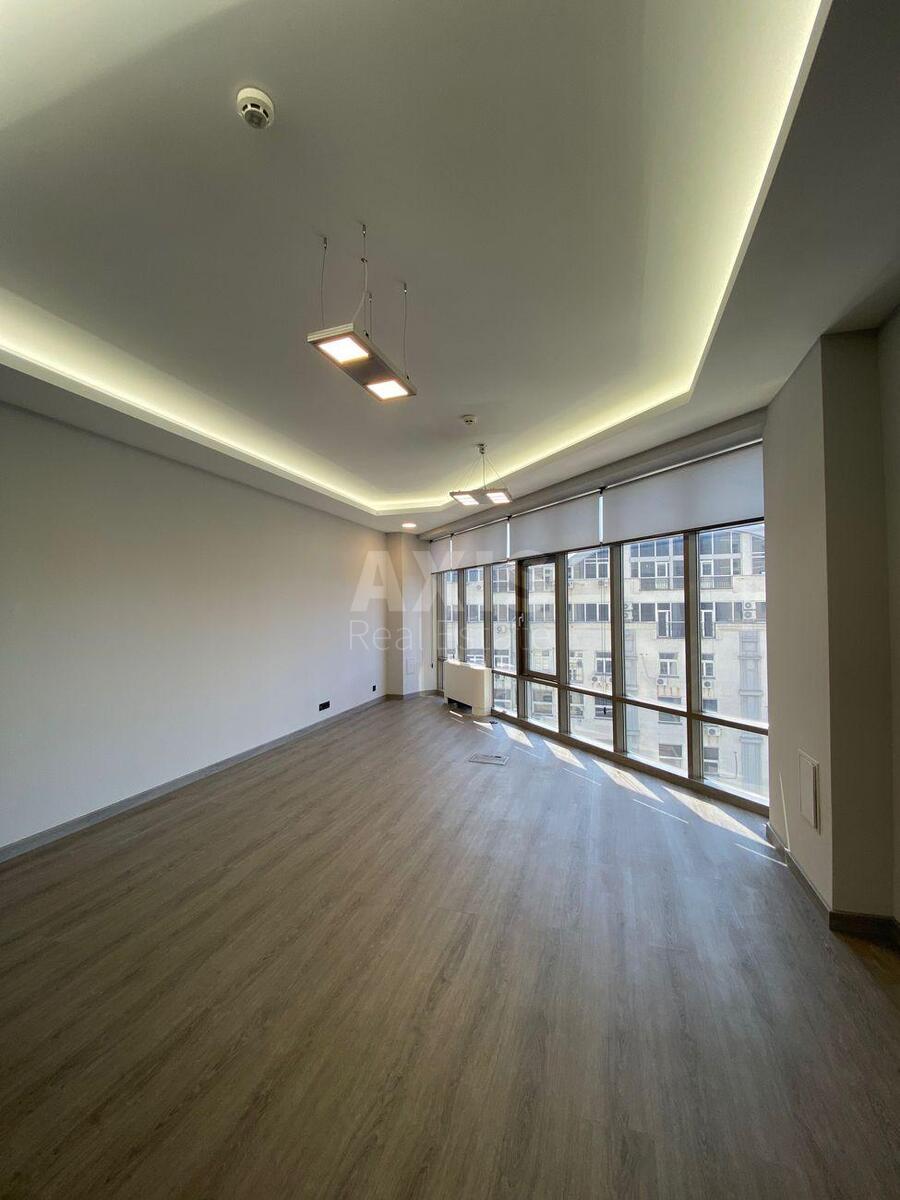 Office vul. Velyka Vasyl'kivs'ka 72, 184m25989611