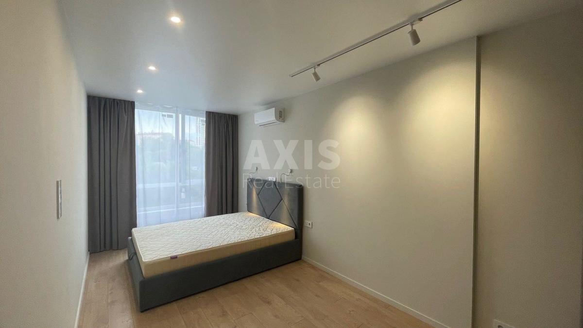 1k apartment vul. Radchenka Petra 272