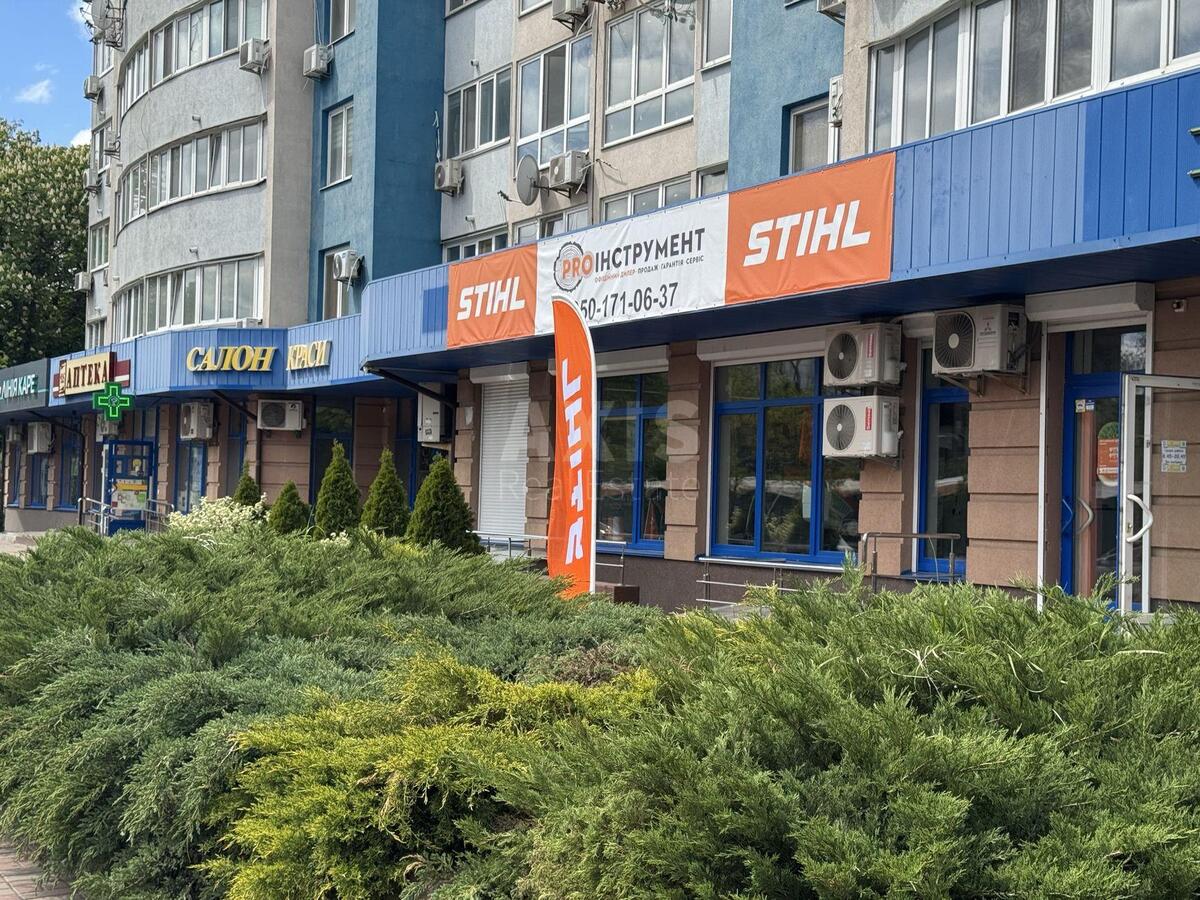 Service object vul. Podvojs'kogo 2, 90m2