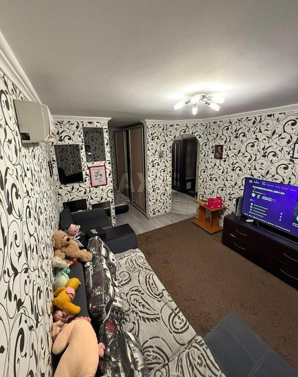 1k apartment bul. Chokolivs'kyj 400