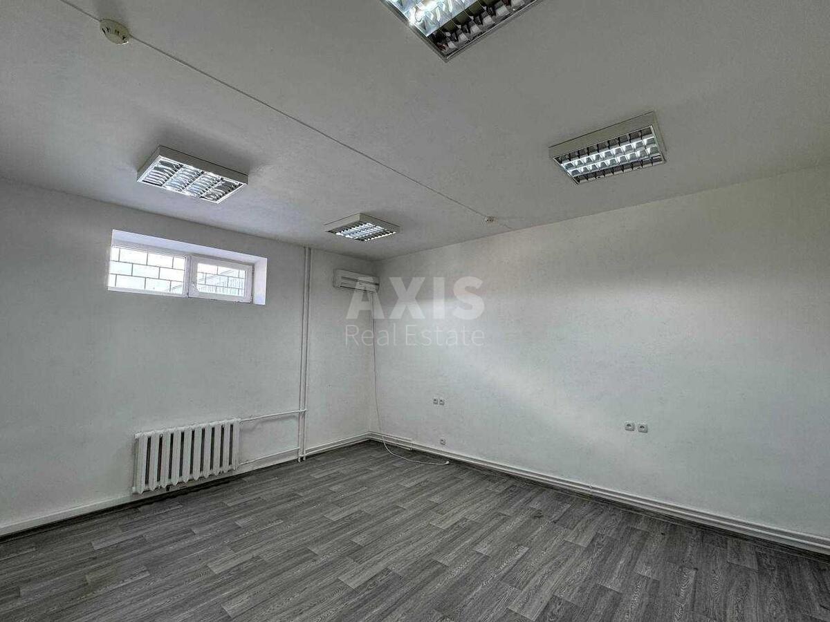 Office vul. Shevcova Ivana 5, 134m28