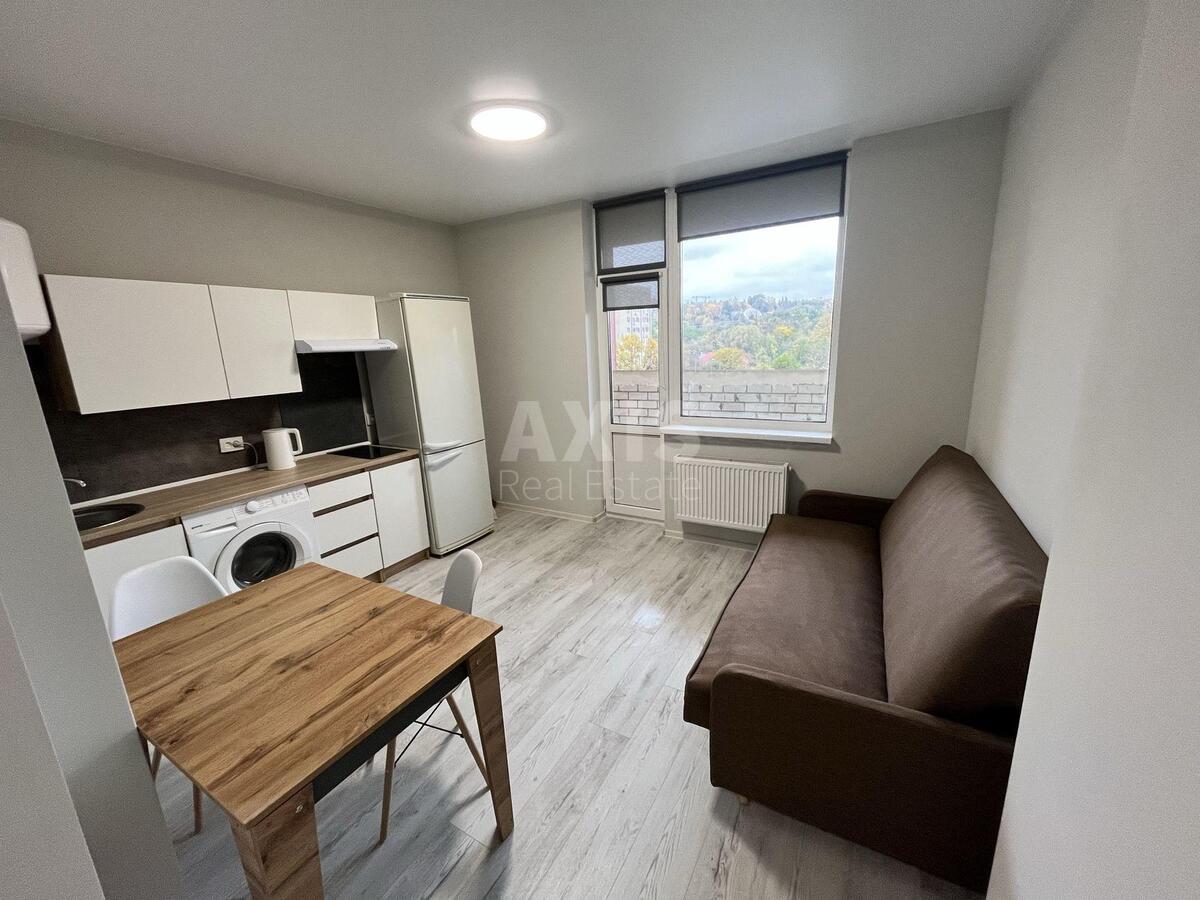 1k apartment prov. Jasynuvats'kyj 10606690