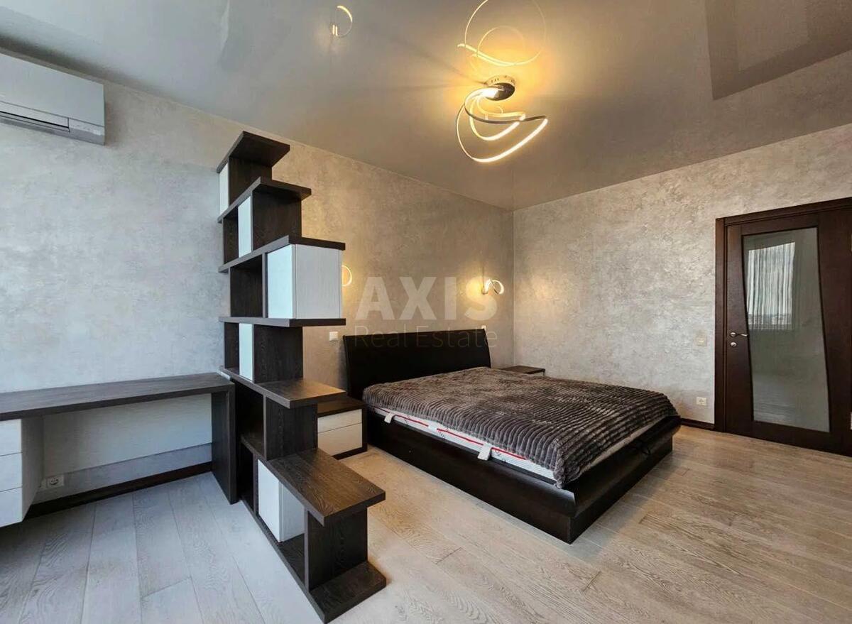 3k apartment vul. Dragomanova 40Ж5