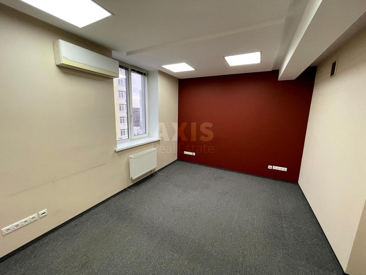 Office vul. Saperno-Slobids'ka 22, 70m26071710