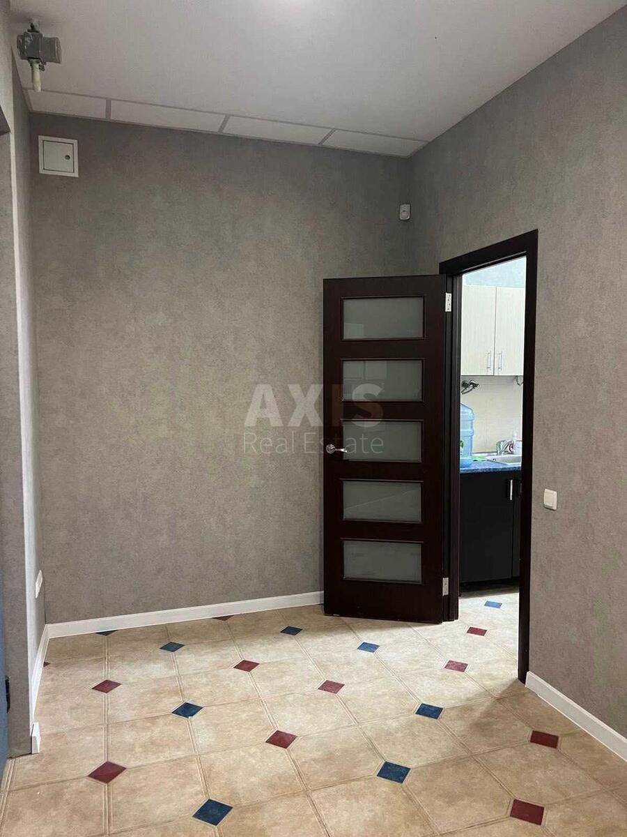 Офис ул. Мазепы Ивана 9, 81м2582148