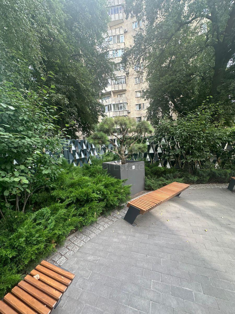 1k apartment vul. Sichovyh Stril'civ 44А582913