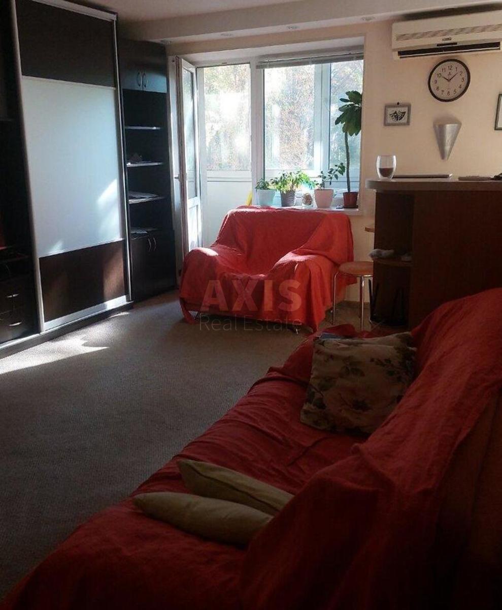 2k apartment vul. Doncja Myhajla 17/461