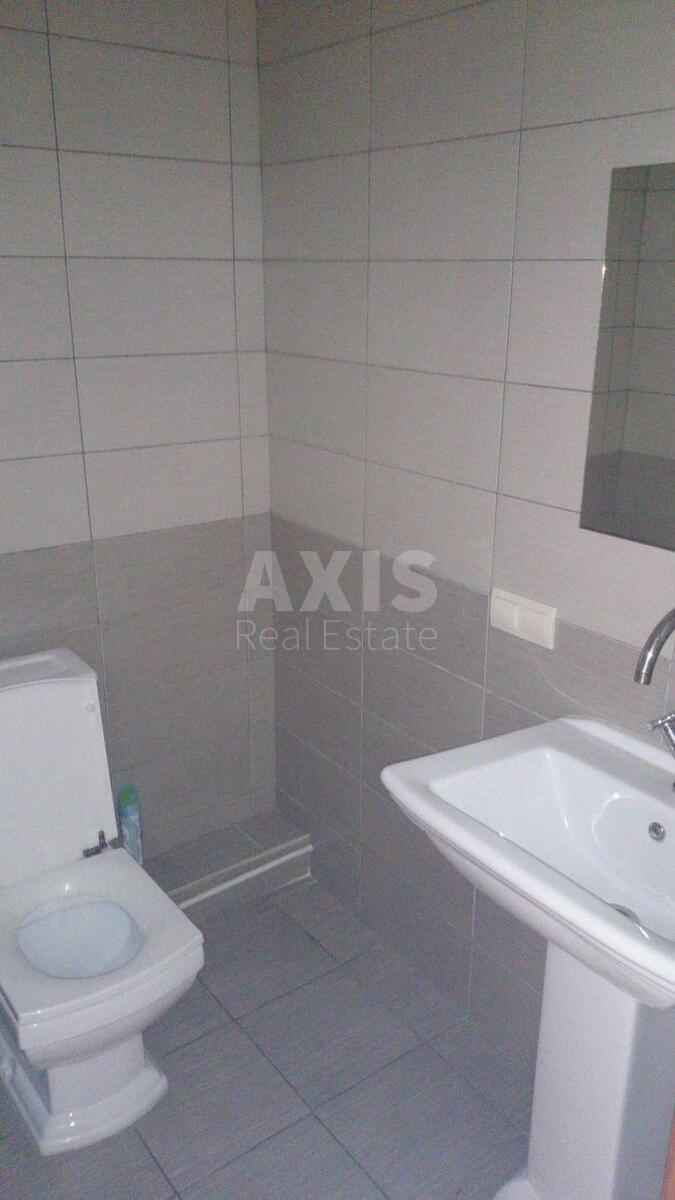 Office vul. Sichovyh Stril'civ 52А, 189m21