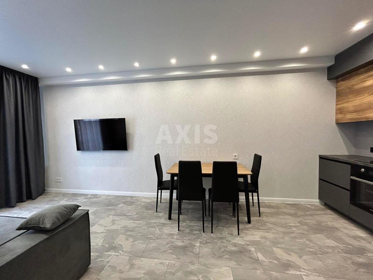 1k apartment vul. Myhajla Maksymovycha 242