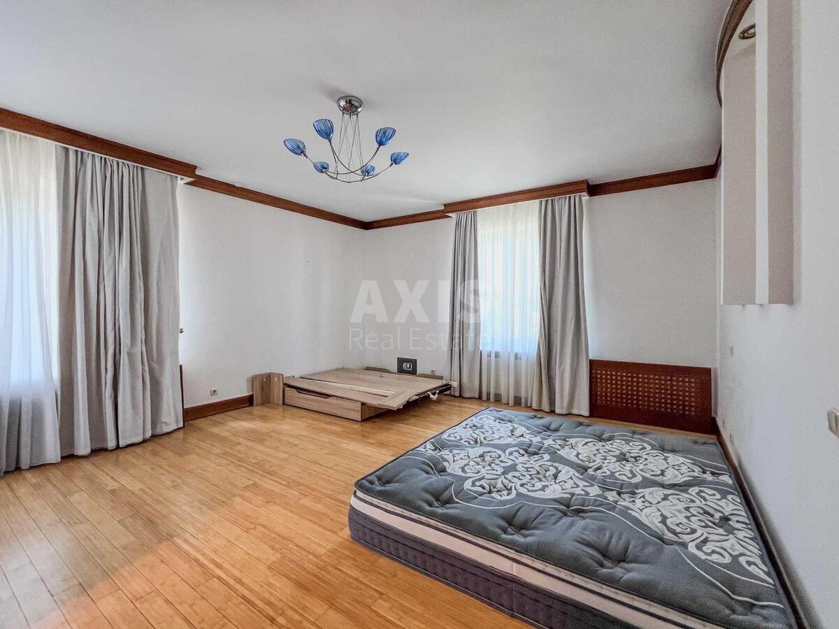 4k apartment vul. Mazepy Ivana 106159112
