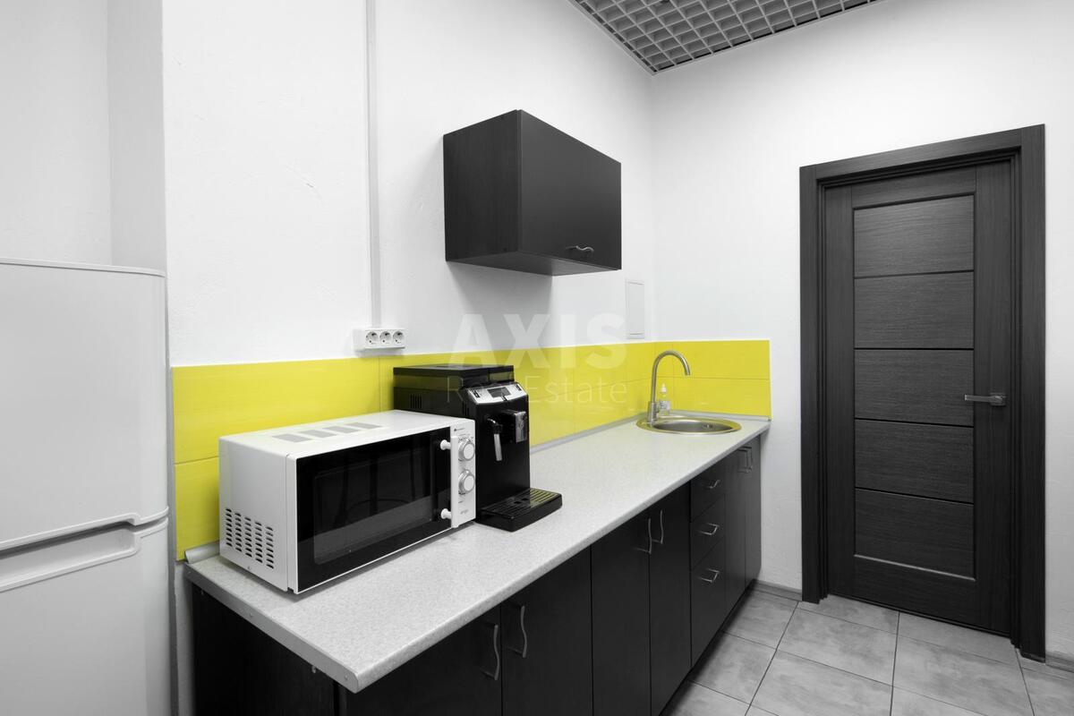 Офис ул. Евгения Коновальца 44А, 157м2617824