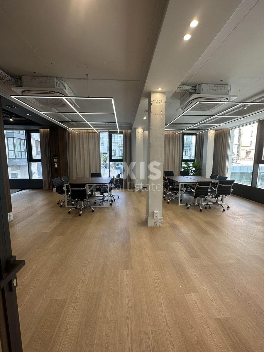Office vul. Bul'varno-Kudrjavs'ka 15, 170m2582051