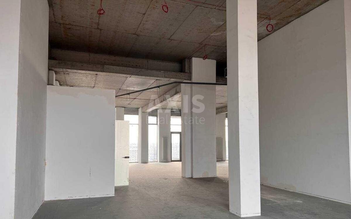 Office vul. Antonovycha 118, 484m2618562