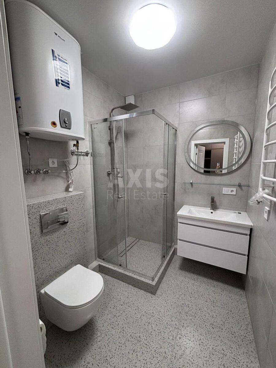 1k apartment vul. Radchenka Petra 84