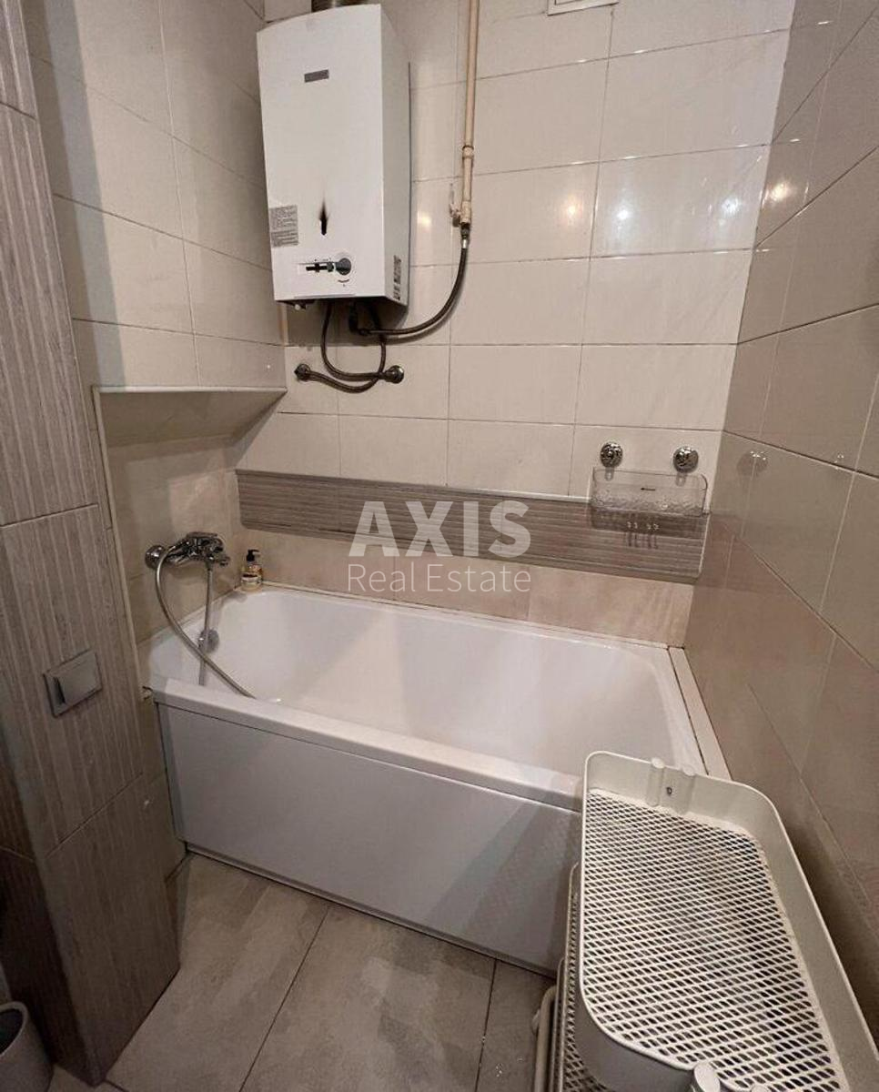 3k apartment vul. Jevgena Konoval'cja 36