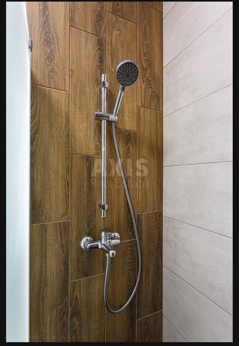 1k apartment vul. Glybochyc'ka 135