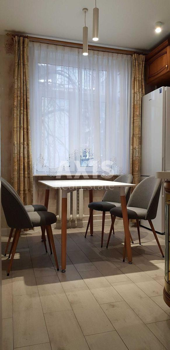 3k apartment vul. Pavlivs'ka 18