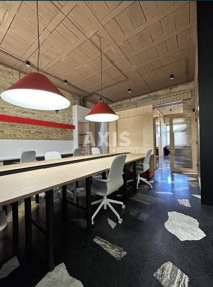 Office vul. Hmel'nyc'kogo Bogdana 74, 128m26
