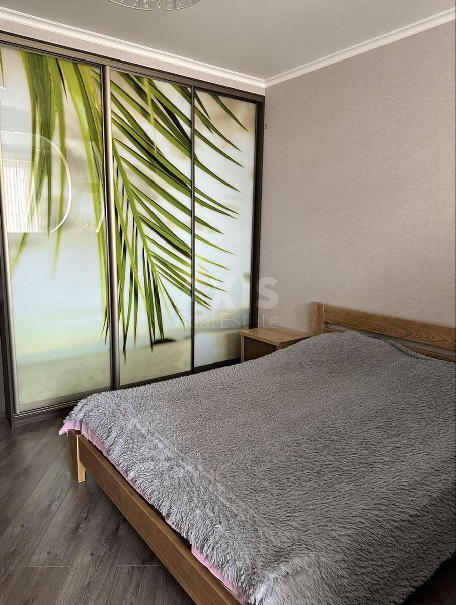 2k apartment vul. Olevs'ka 9628202