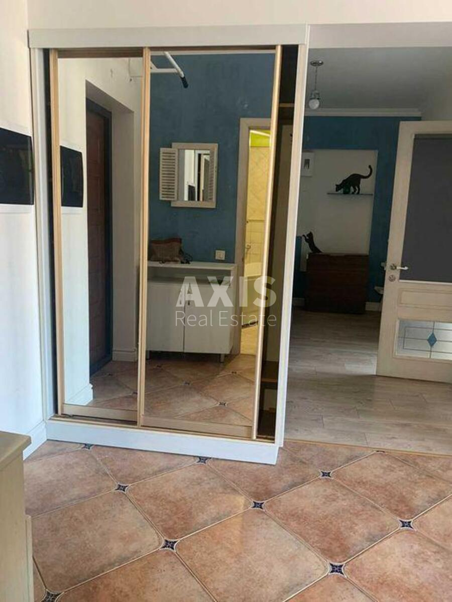 2k apartment vul. Vil'jamsa Akademika 3/71
