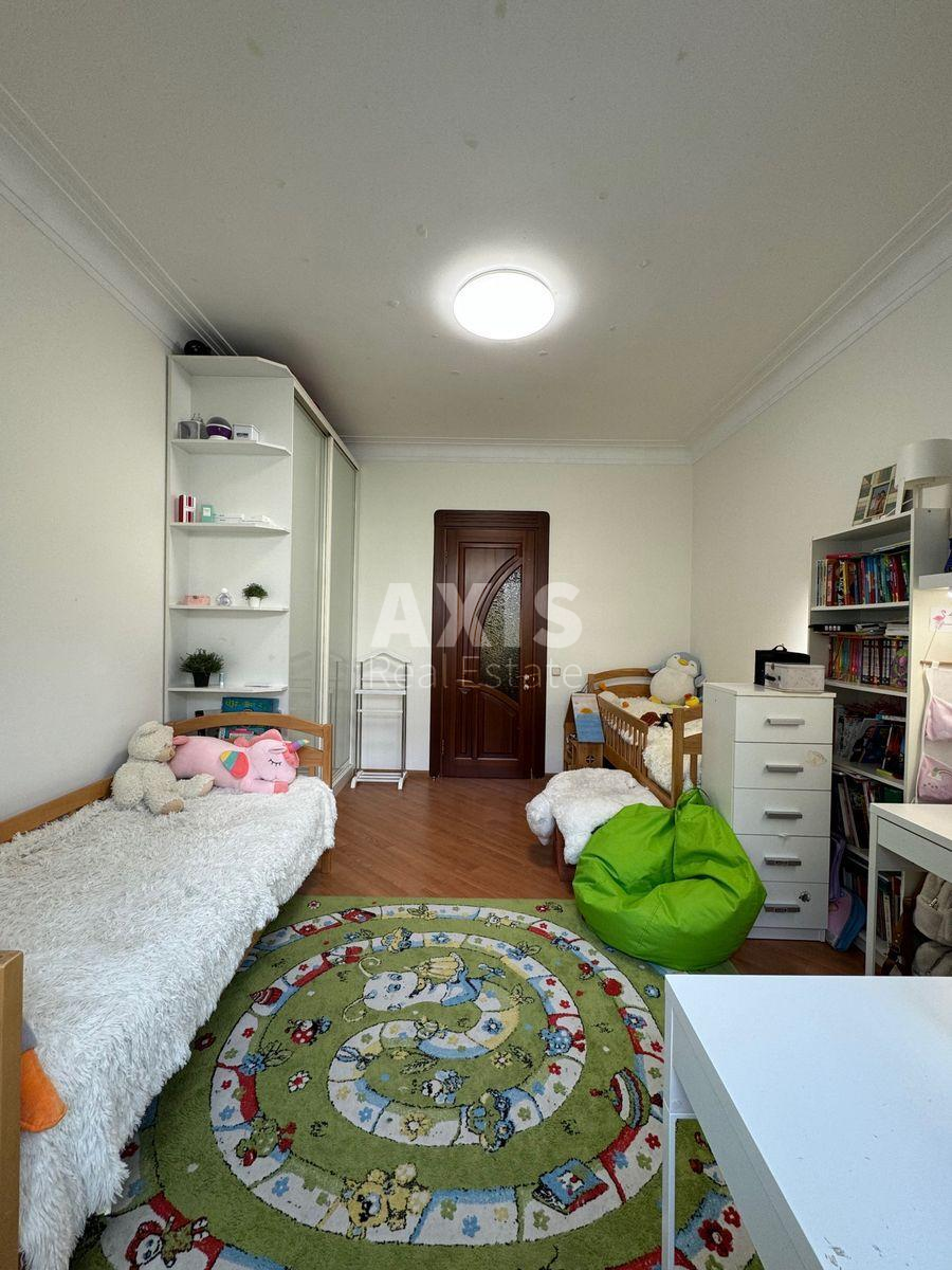 2k apartment prov. Gordienka Kostjantyna 106