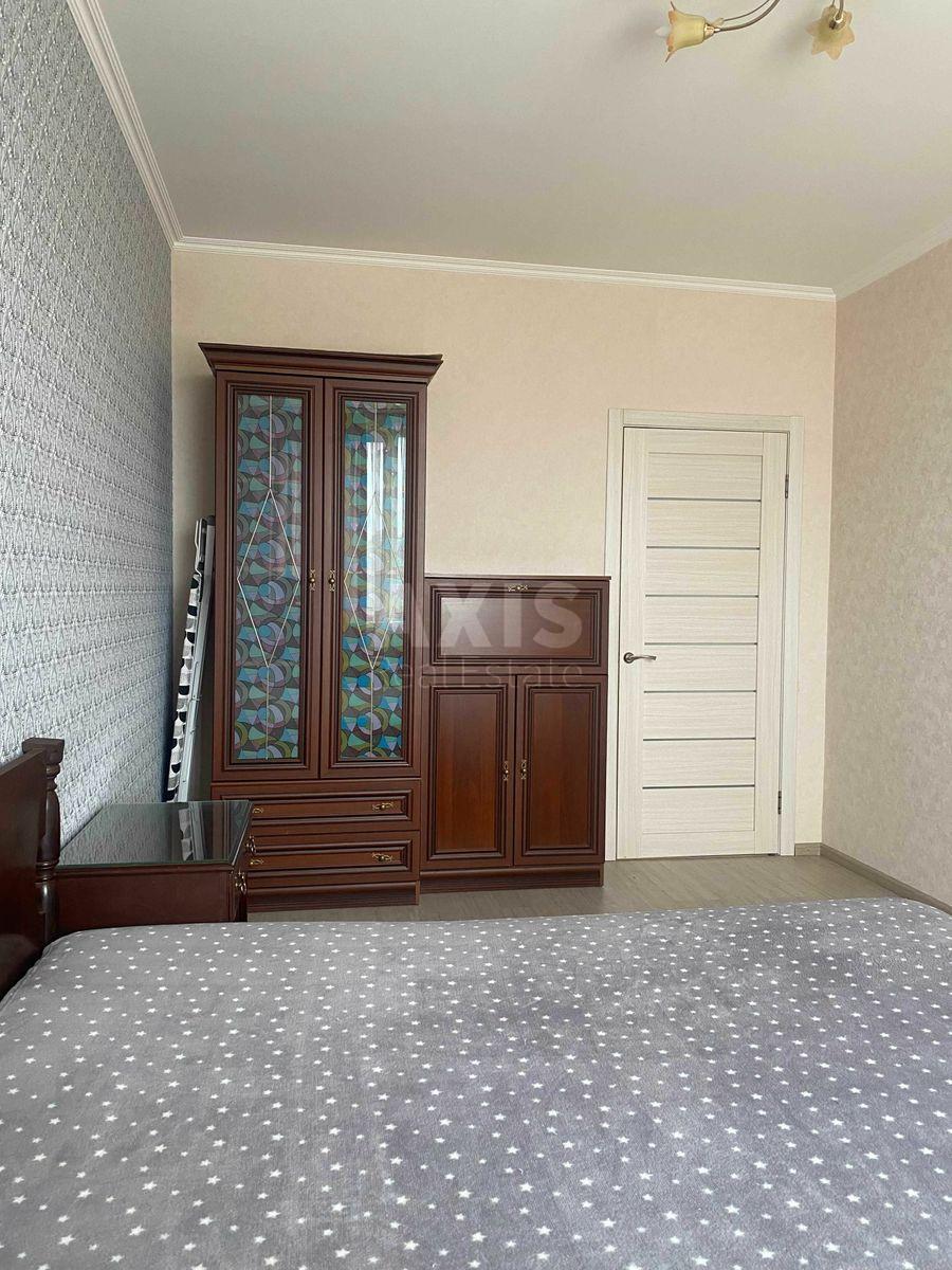 1k apartment vul. Rodyny Kristeriv 202