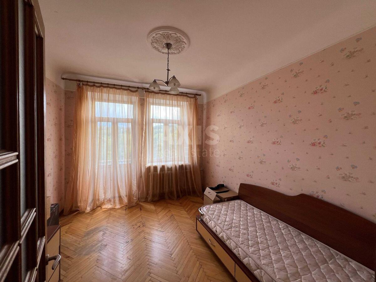 2к квартира пр-т Голосеевский 106/24