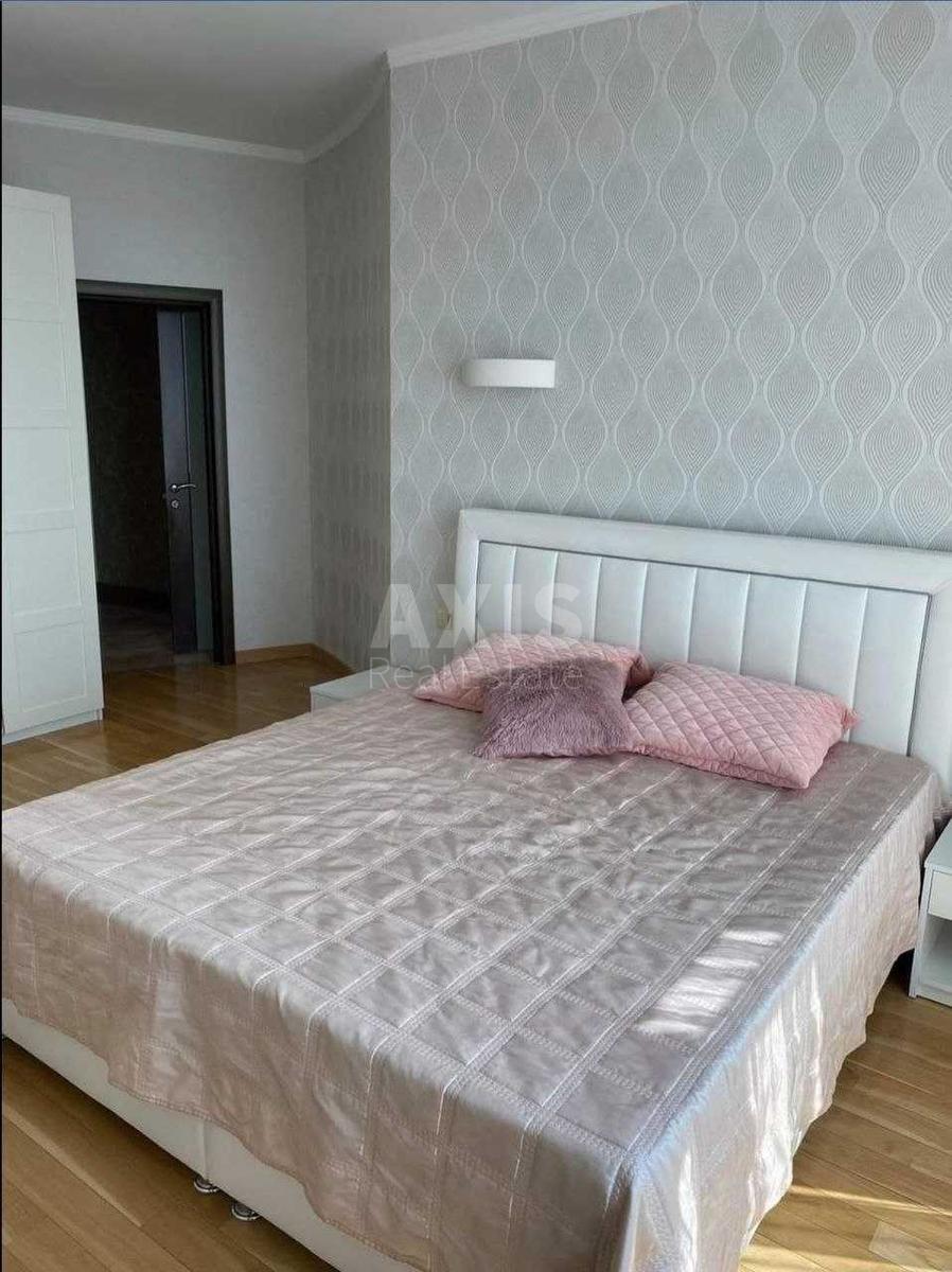 4k apartment vul. Zvirynec'ka 595