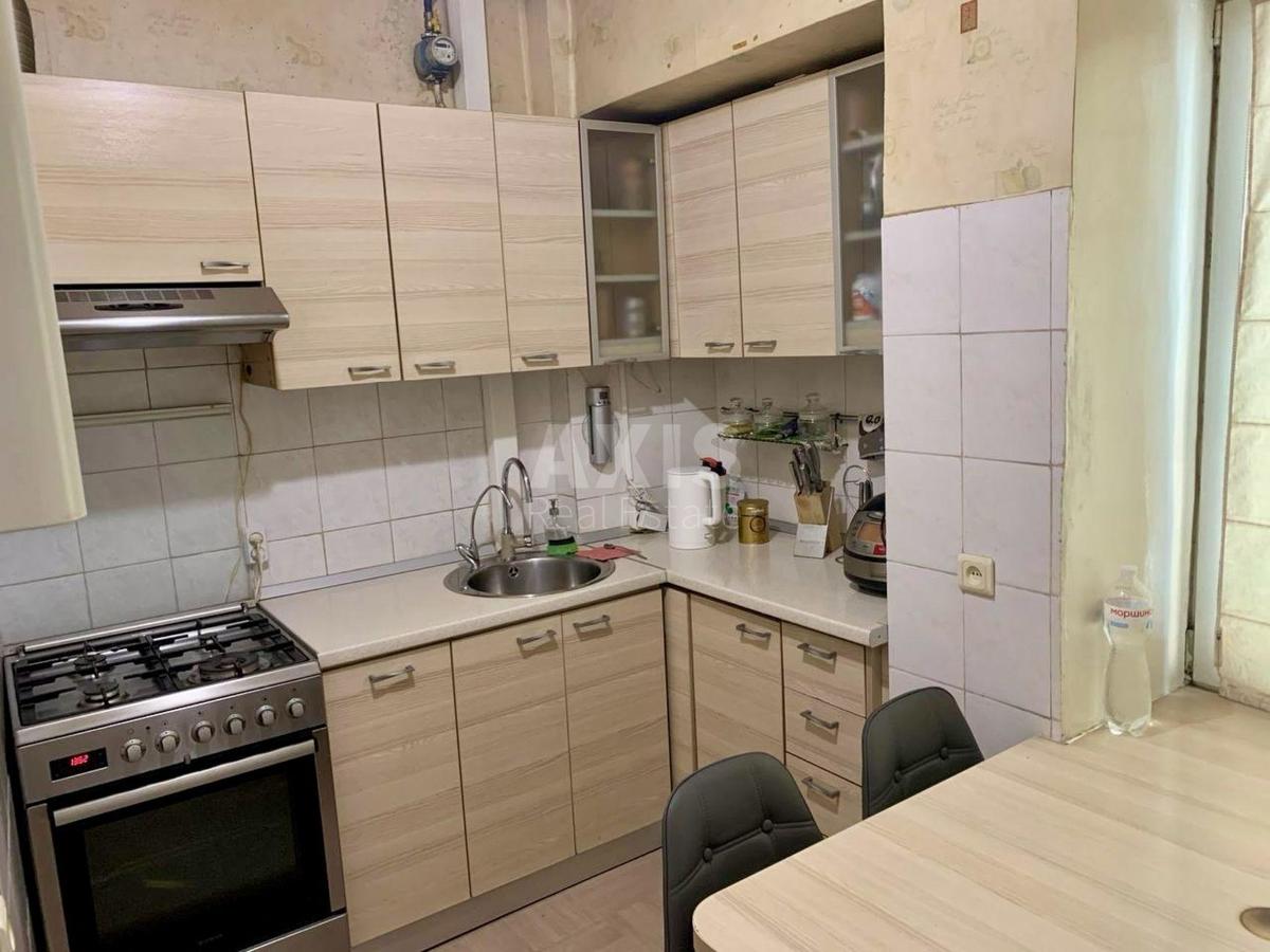 3k apartment vul. Zlatoustivs'ka 27