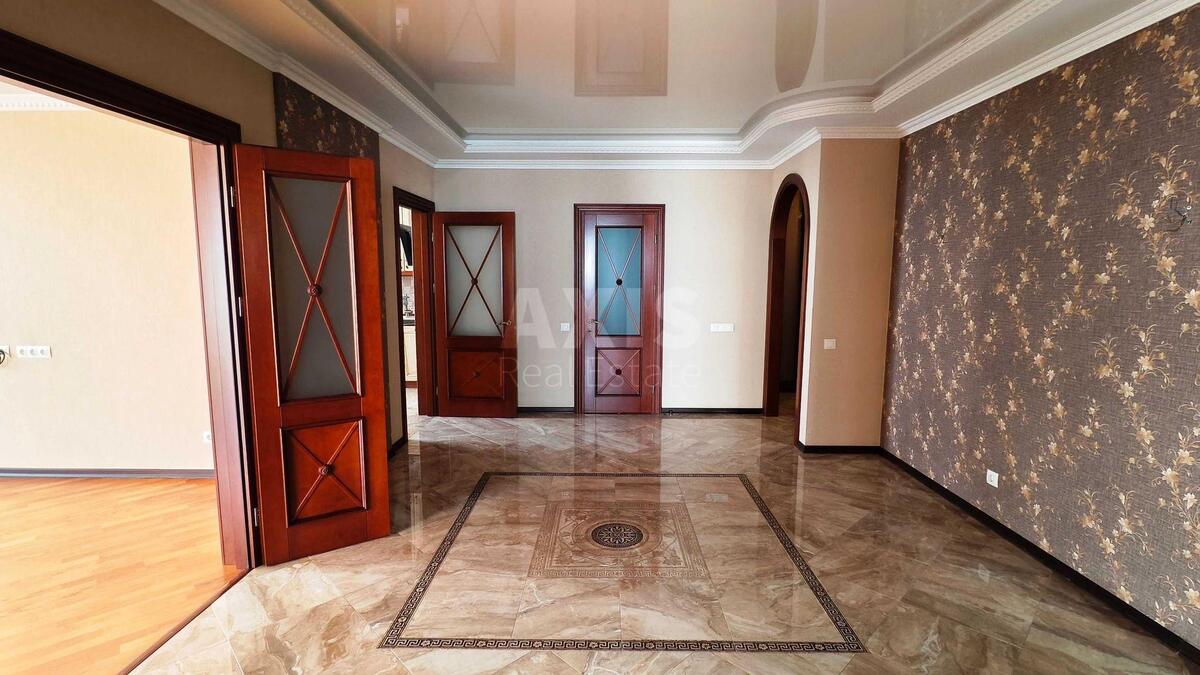 3к квартира ул. Юлии Здановской 75А7