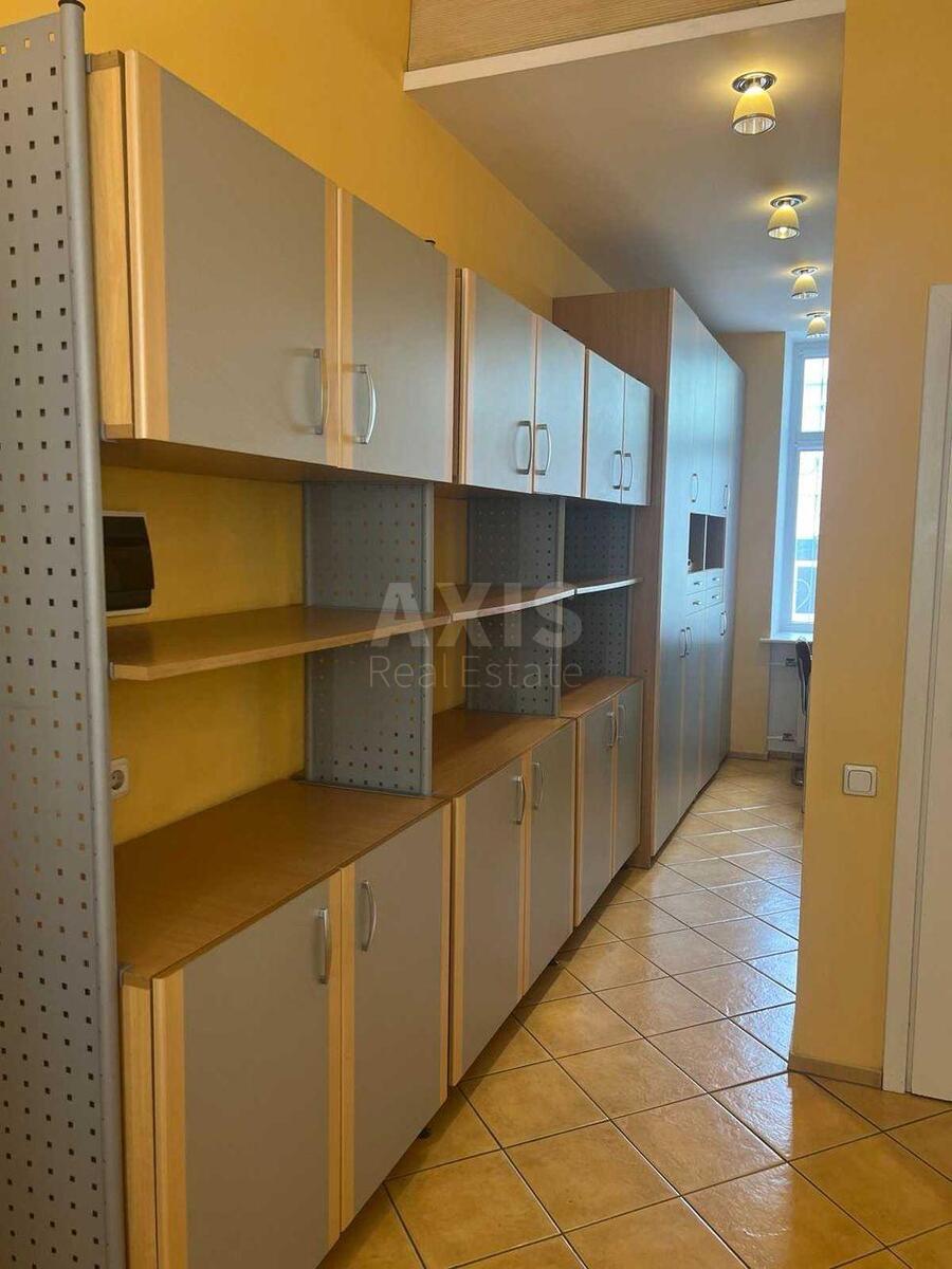 Office vul. Antonovycha 32, 80m2570765